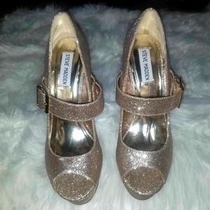 Steve Madden P-Saassi Gold Glitter Heel, Size 8M